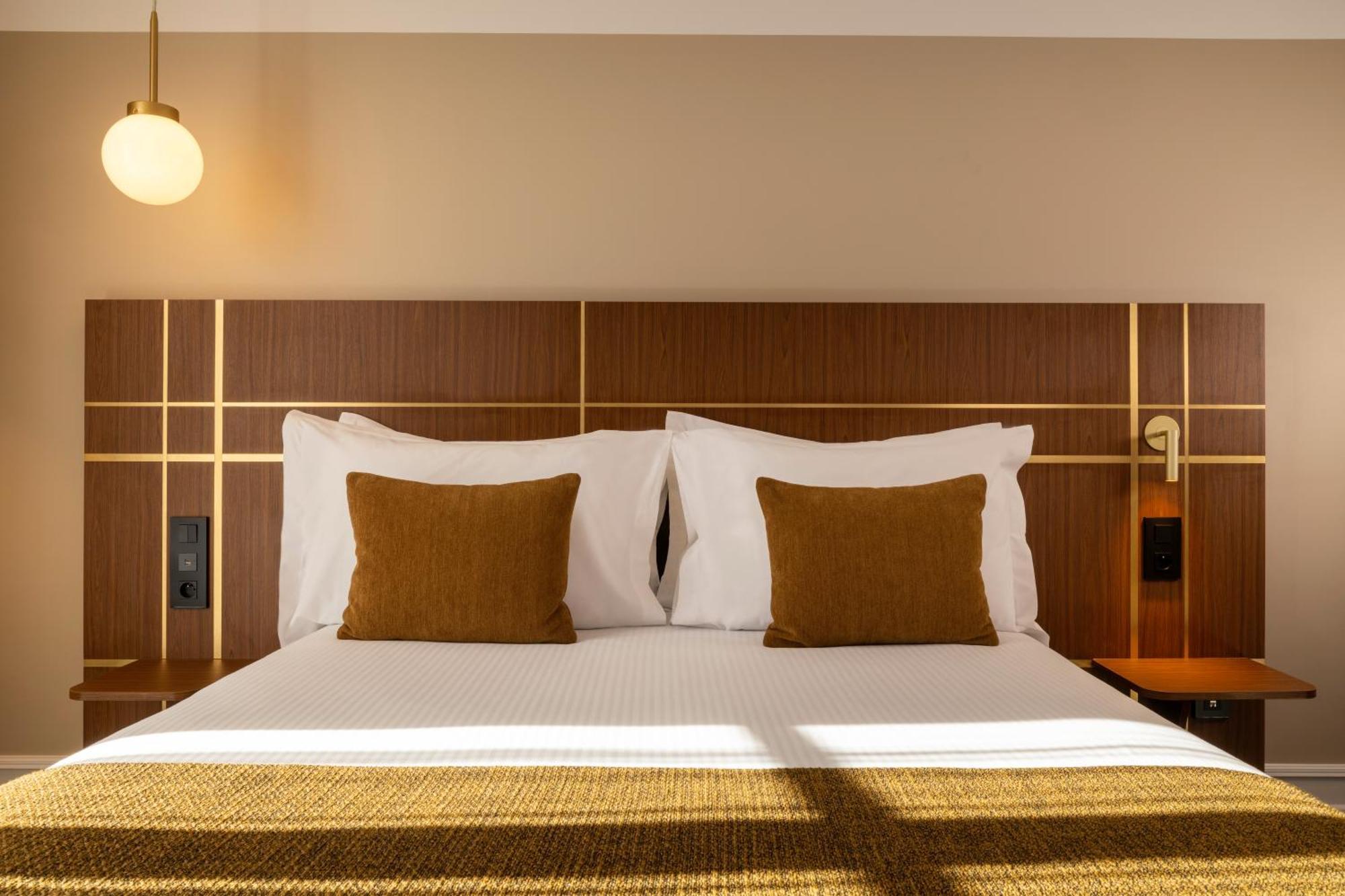 เลอ โกลงบิเย Hotel โอแบร์เน ภายนอก รูปภาพ